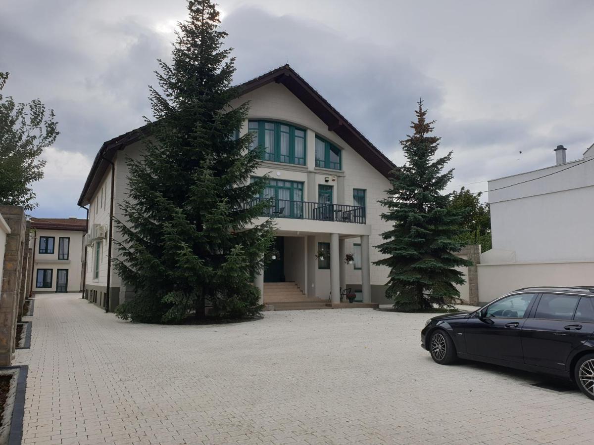 Green Villa Sibiu Luaran gambar